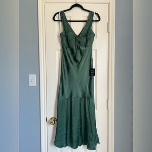 Lulus Be Your Favorite Emerald Green Satin Jacquard Midi Dress
